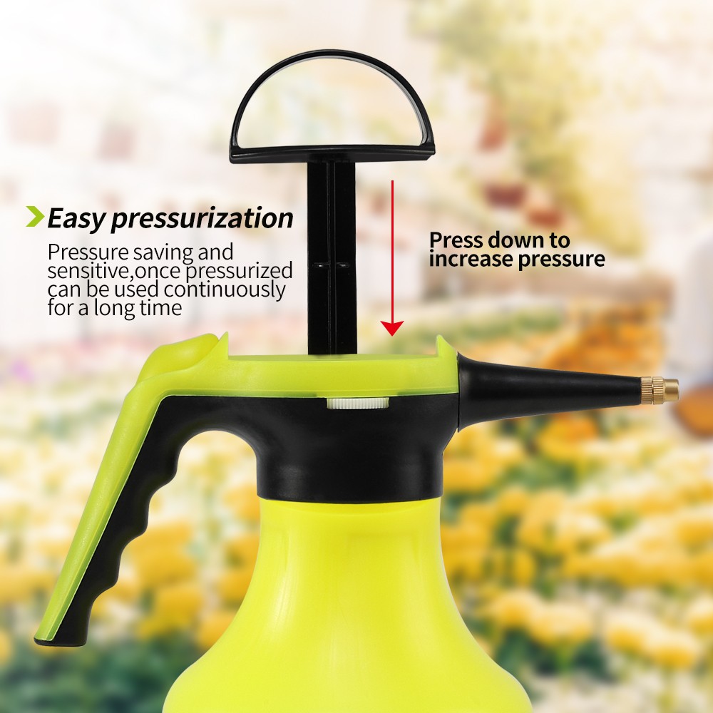 2liter hand pump plastic garden water pressure bottle sprayer for gardens